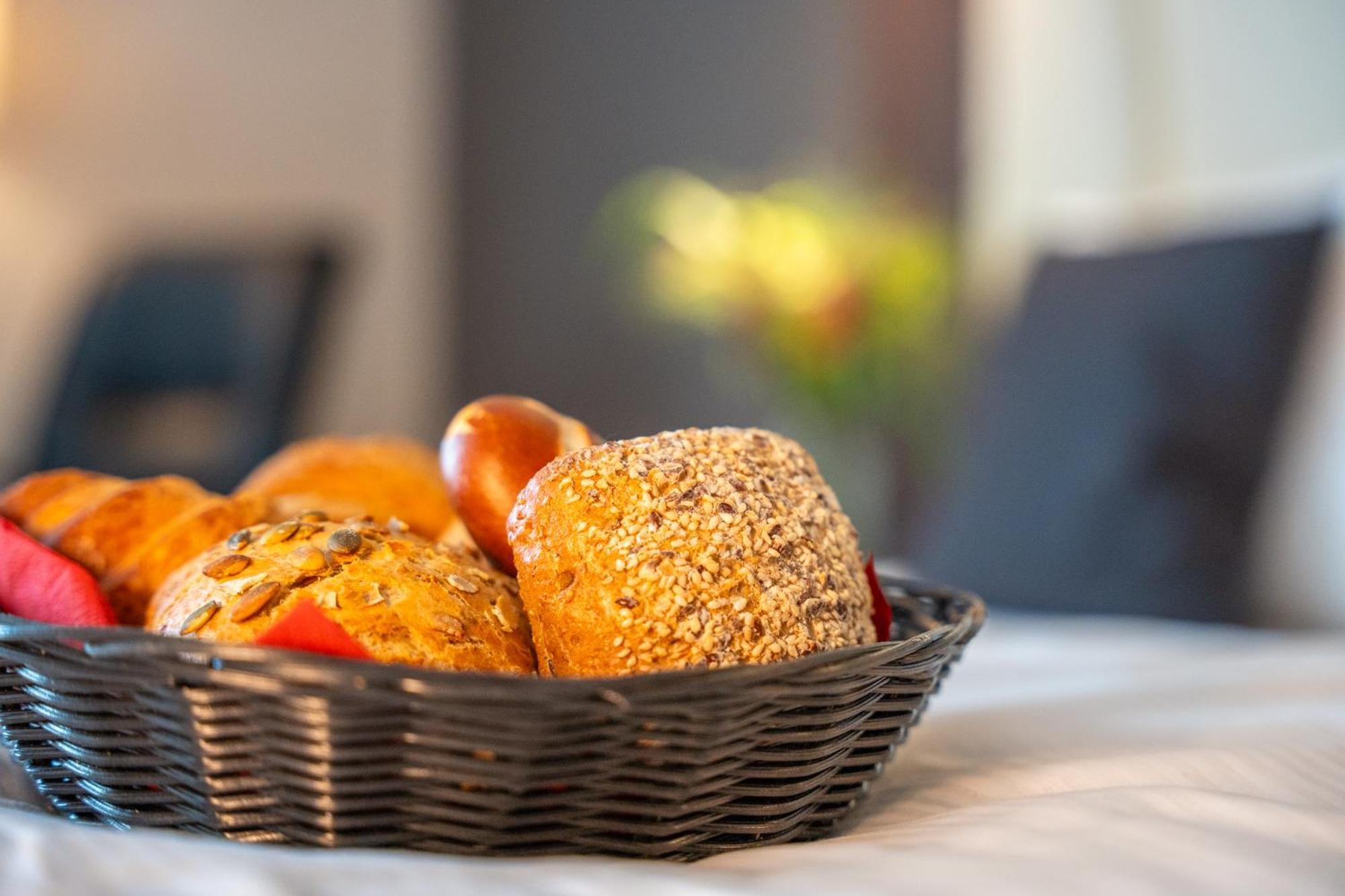 Airways Hotels Frankfurt Airport West Raunheim Eksteriør billede